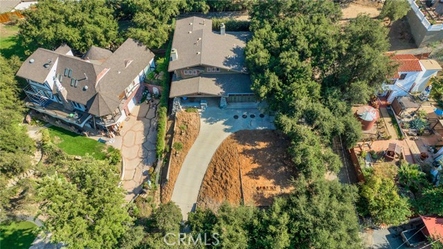 964 Riess Road photo 2