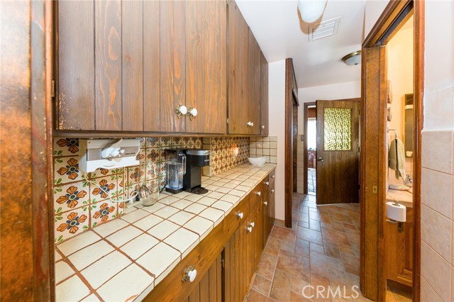 11150 Gerald Avenue photo 7