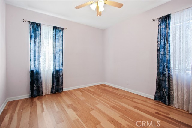 14700 Rinaldi Street photo 5