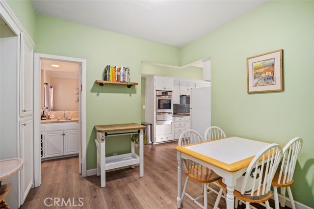 6240 Whitsett Avenue, 101 photo 7