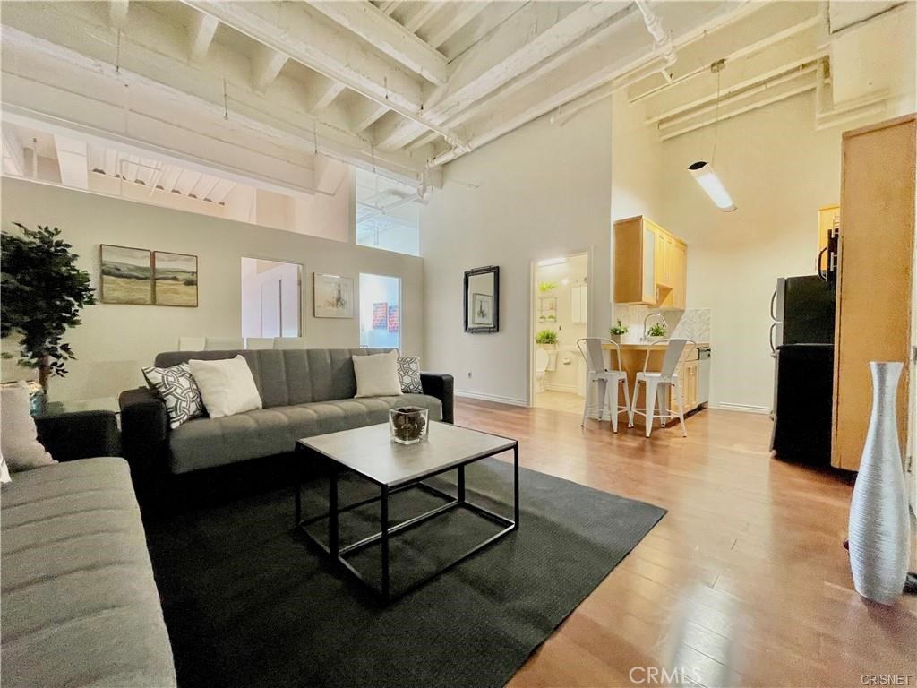 312 W 5th Street 303, Los Angeles, CA 90013
