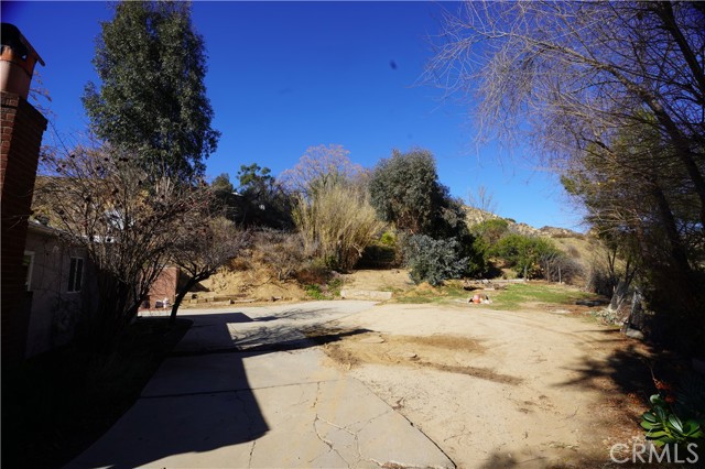 3 Bed Home for Sale in Val Verde, California