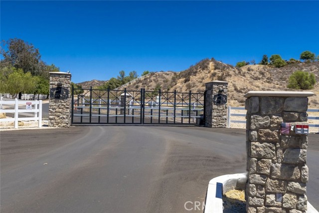 Detail Gallery Image 1 of 1 For 30700 Romero Canyon Rd, Castaic,  CA 91384 - – Beds | – Baths