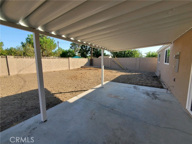 Covered patio,