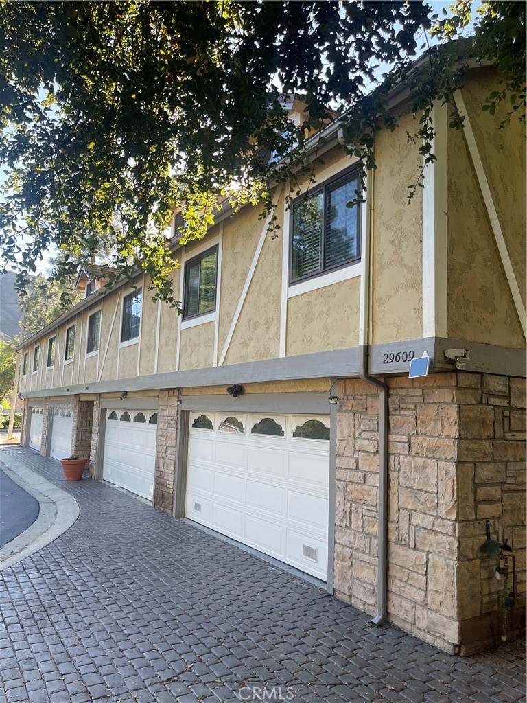 29609 Canwood Street, Agoura Hills, CA 91301