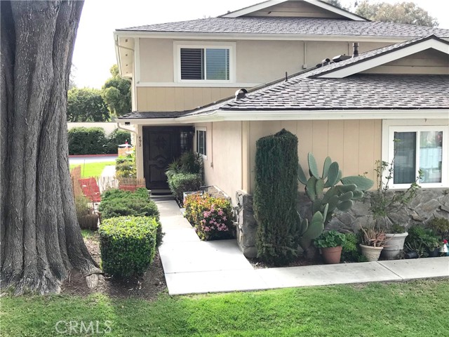 Closer view of entrance to the property