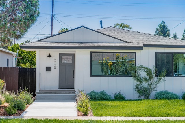 Image 2 for 12128 Greene Ave, Los Angeles, CA 90066