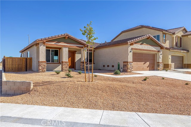 Detail Gallery Image 1 of 29 For 2428 Lugar Precioso Court, Rosamond,  CA 93560 - 4 Beds | 2 Baths