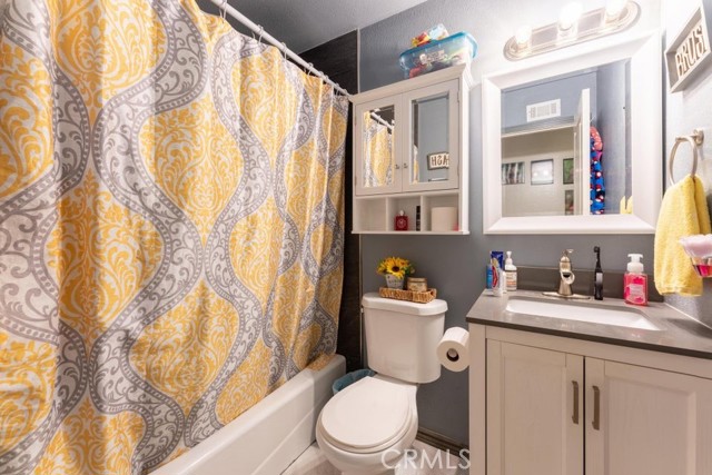 Detail Gallery Image 13 of 23 For 842 E Kettering St, Lancaster,  CA 93535 - 3 Beds | 2 Baths