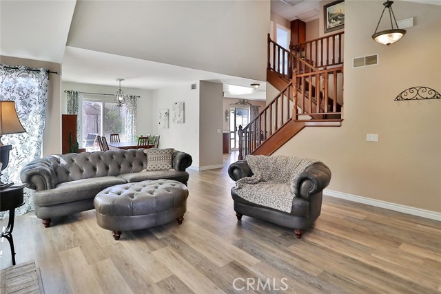 15520 Kernvale Avenue photo 8