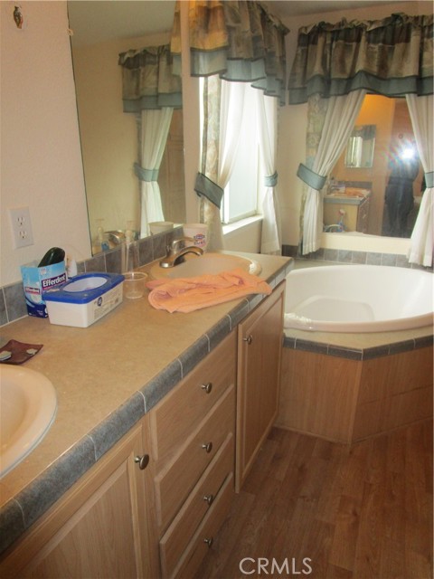 19120 Nordhoff Street, 4 photo 6