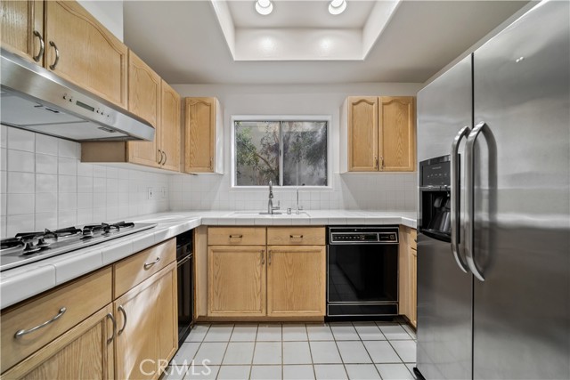 10626 Valley Spring Lane, 204 photo 8