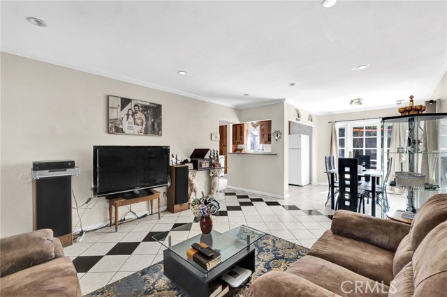 14246 Community Street photo 6