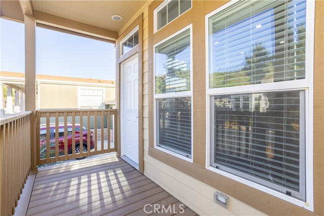 15455 Glenoaks Boulevard, 580 photo 3