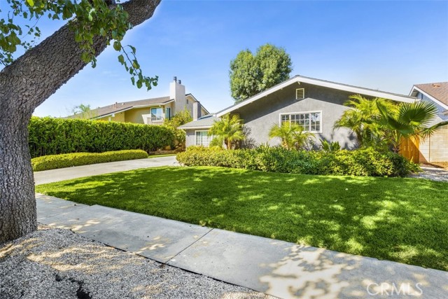 22671 Stagg Street photo 4