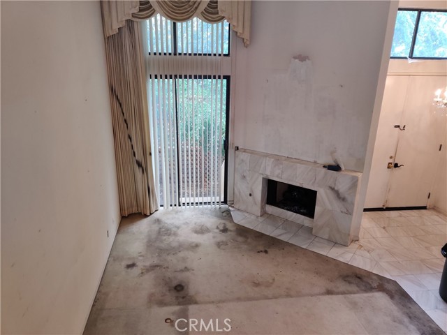 5727 Etiwanda Avenue, 3 photo 2