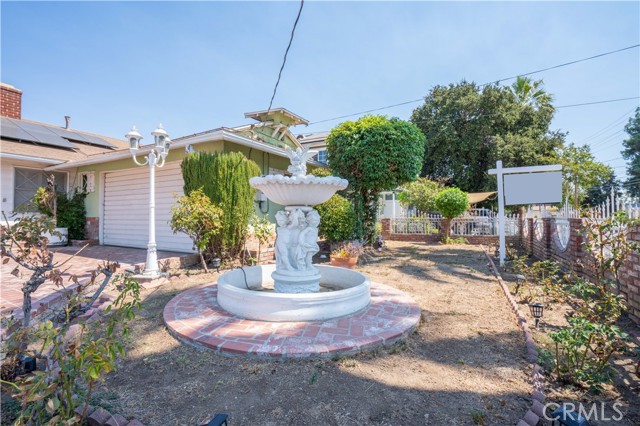 1131 Hollister Street photo 2