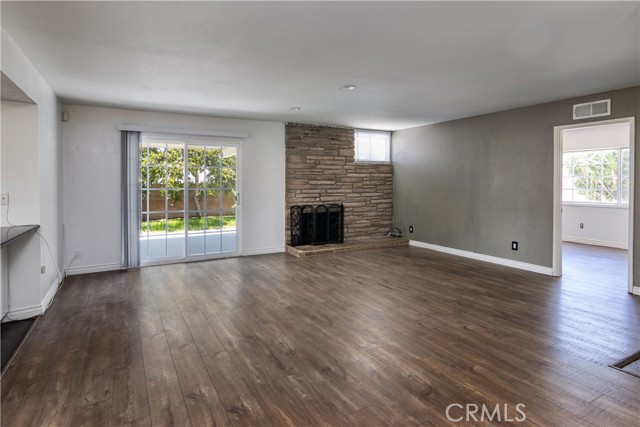 17226 Simonds Street photo 3
