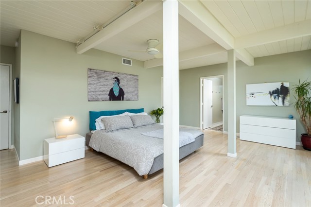 9b283dfd 075a 4fd7 8614 9bd2e56ffe46