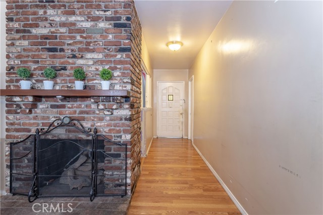 1131 Hollister Street photo 5