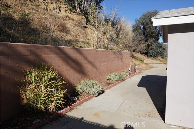 3 Bed Home for Sale in Val Verde, California