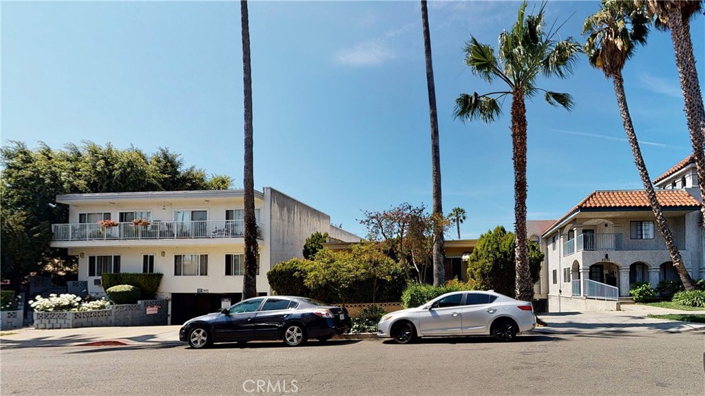 1029 N Orange Grove Avenue, West Hollywood, CA 90046