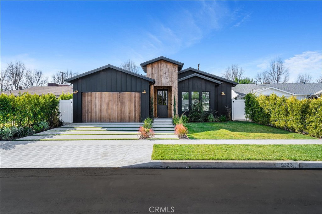 5323 Allott Avenue, Sherman Oaks, CA 91401