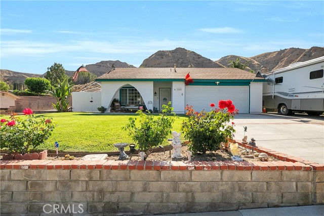 30409 Jasmine Valley Dr, Canyon Country, CA 91387