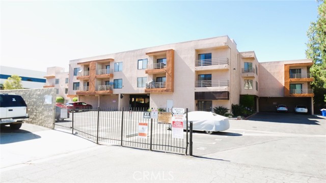 Detail Gallery Image 1 of 1 For 6815 Remmet Ave #226,  Canoga Park,  CA 91303 - 1 Beds | 1 Baths