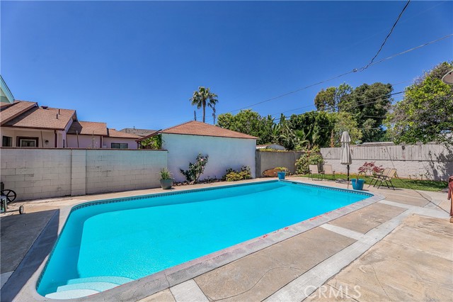 Image 3 for 6217 Cartwright Ave, North Hollywood, CA 91606