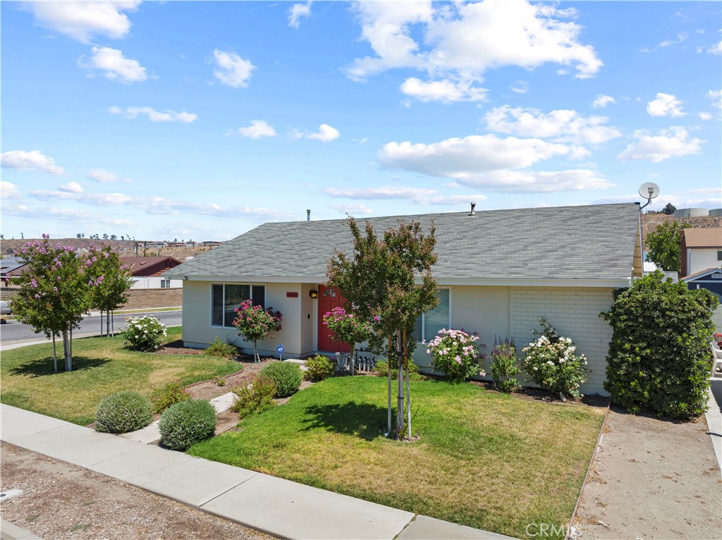 20435 Fairweather Street, Canyon Country, CA 91351