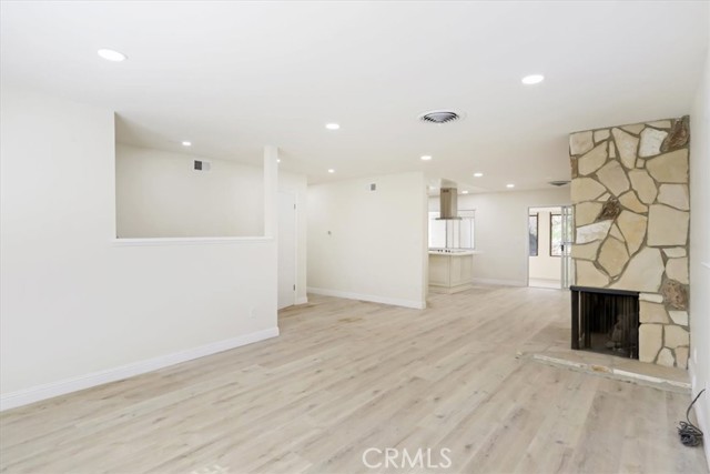 16517 Armstead Street photo 6