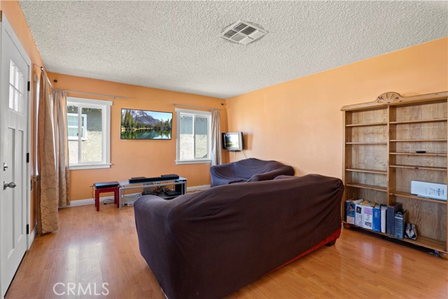 850 Fermoore Street photo 6