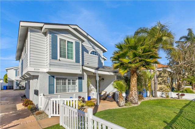 2119 Curtis Avenue, Redondo Beach, California 90278, 4 Bedrooms Bedrooms, ,2 BathroomsBathrooms,Residential,Sold,Curtis,SR22029509