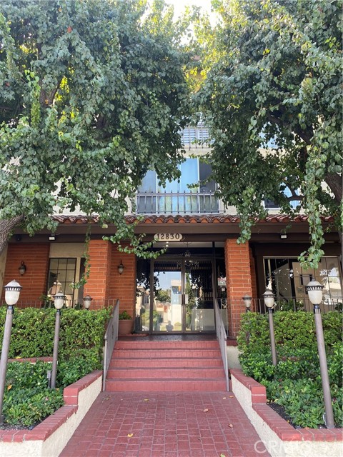 12830 Burbank Boulevard, 316 photo 1