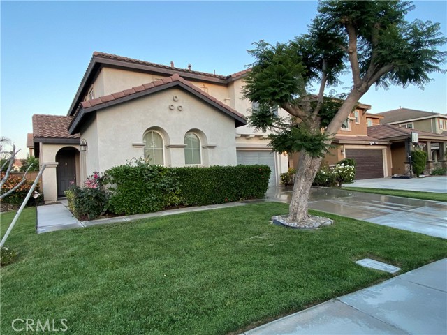 5570 Cambria Dr, Eastvale, CA 91752