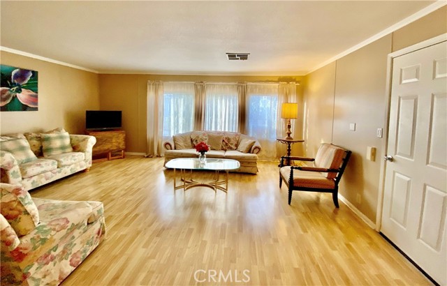 1202 Loma Drive, 87 photo 5