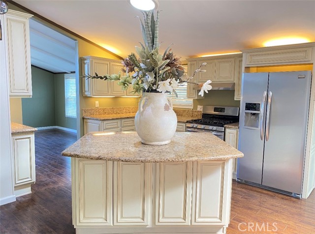 23777 MULHOLLAND HWY SPC 91 photo 2