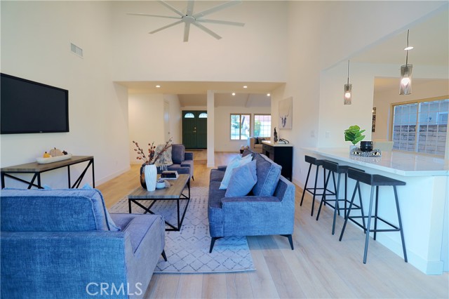 28910 Marlies Street photo 5