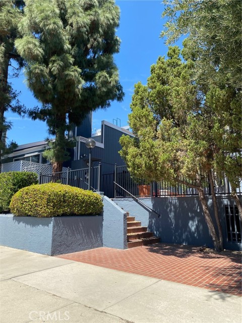 17711 Margate Street, 4 photo 1