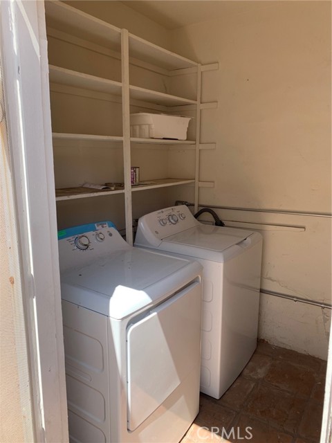 12825 Oxnard Street photo 7