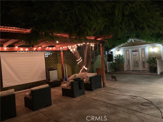 8750 Norris Avenue photo 6