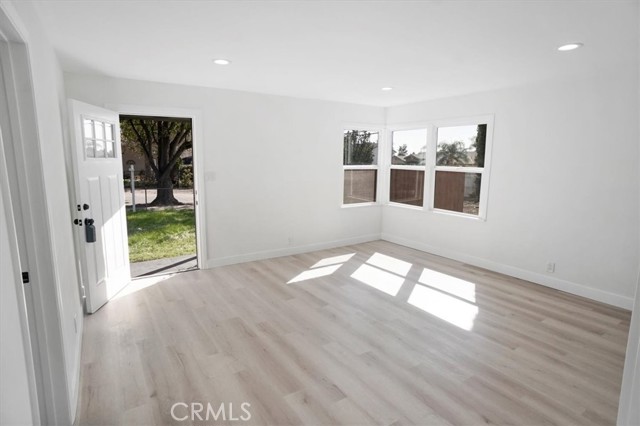 13585 Dyer Street photo 2