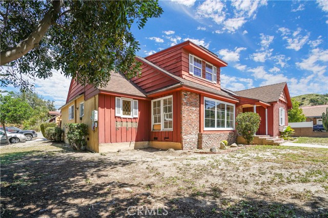 10575 Vinedale Street photo 5