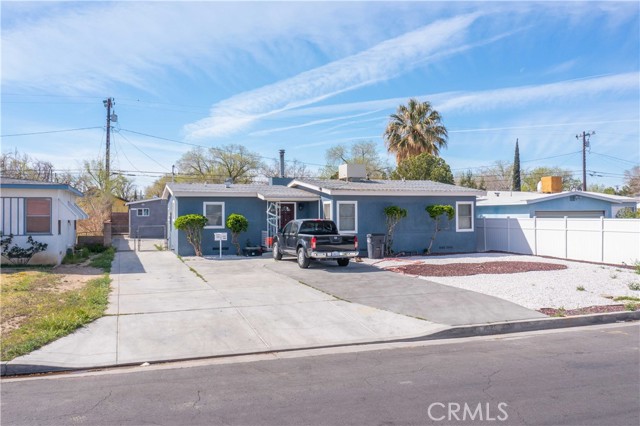 Image 3 for 1328 W Ivesbrook St, Lancaster, CA 93534