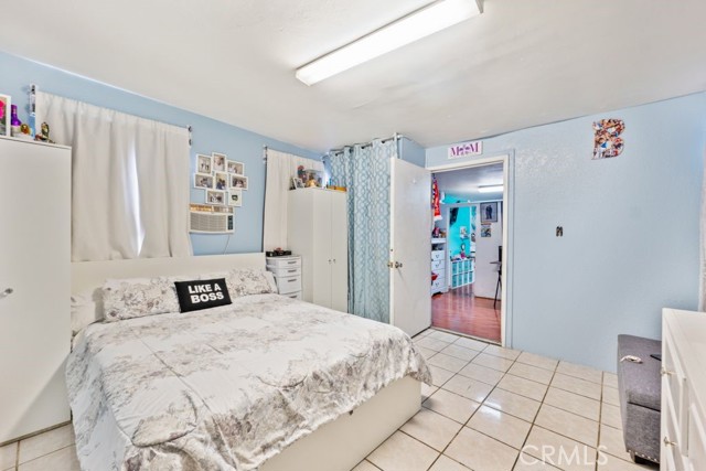 9849 Amboy Avenue photo 7