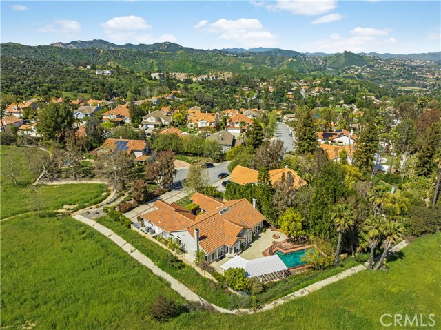 Detail Gallery Image 51 of 63 For 22101 Cairnloch St, Calabasas,  CA 91302 - 4 Beds | 3 Baths