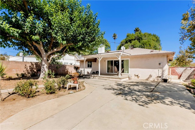 22700 Criswell Street photo 3