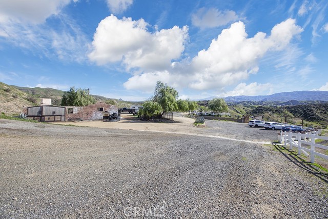 16669 Vasquez Canyon Road, Canyon Country (santa Clarita), California 91351, ,Residential,For Sale,16669 Vasquez Canyon Road,CRSR23020039