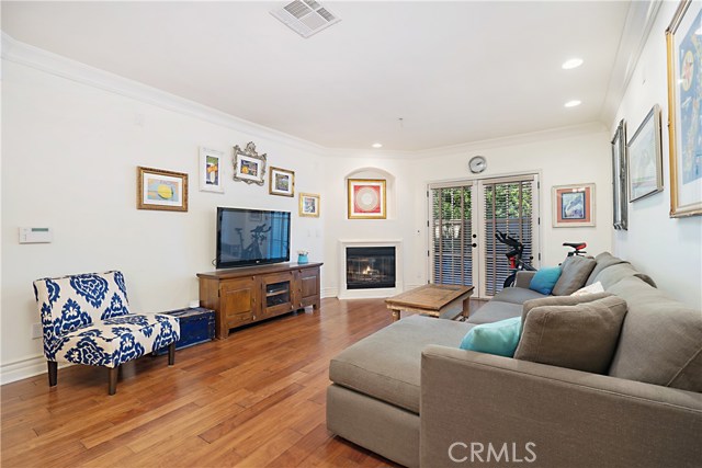 Photo of 10618 Woodbridge Street #106, Toluca Lake, CA 91602
